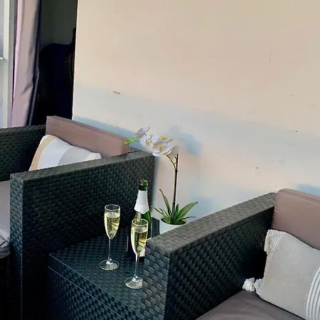 Gio - Paraiso Del Sur アパート *